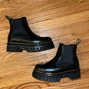 Black Audrick Nappa Platform Chelsea Doc Martens